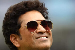 Sachin Tendulkar enjoys a day with friends from Pakistan - See pic | Cricket News